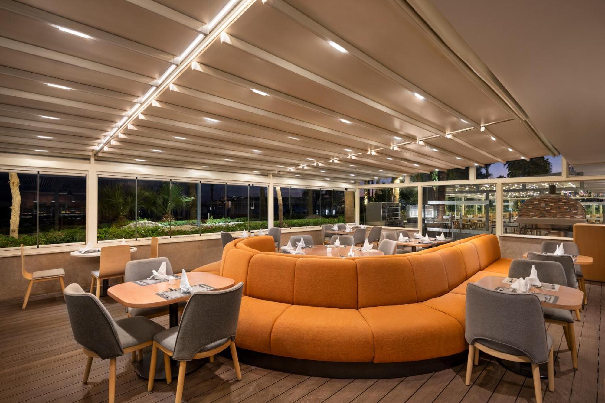 Hotel Novotel Sarm es-Sejk Kültér fotó