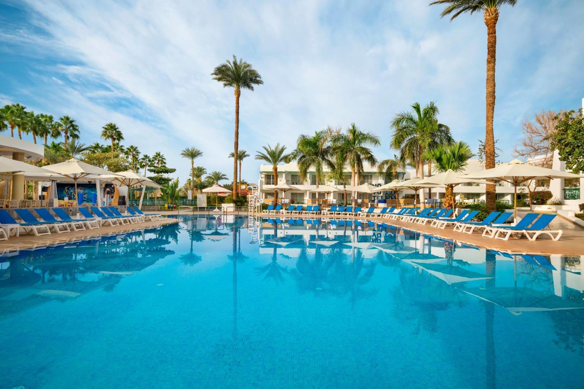 Hotel Novotel Sarm es-Sejk Kültér fotó