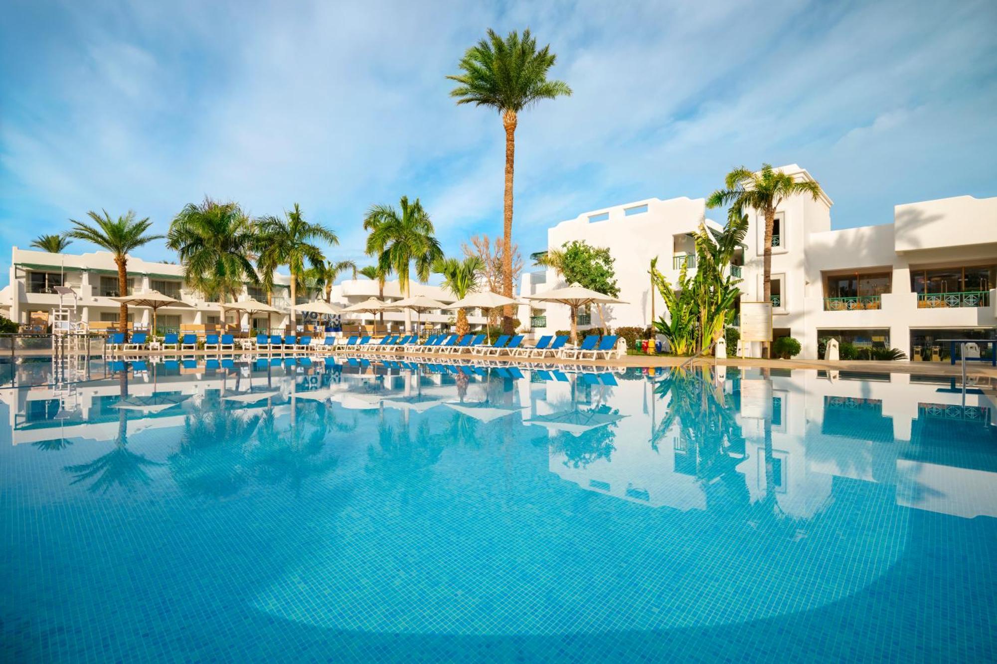Hotel Novotel Sarm es-Sejk Kültér fotó